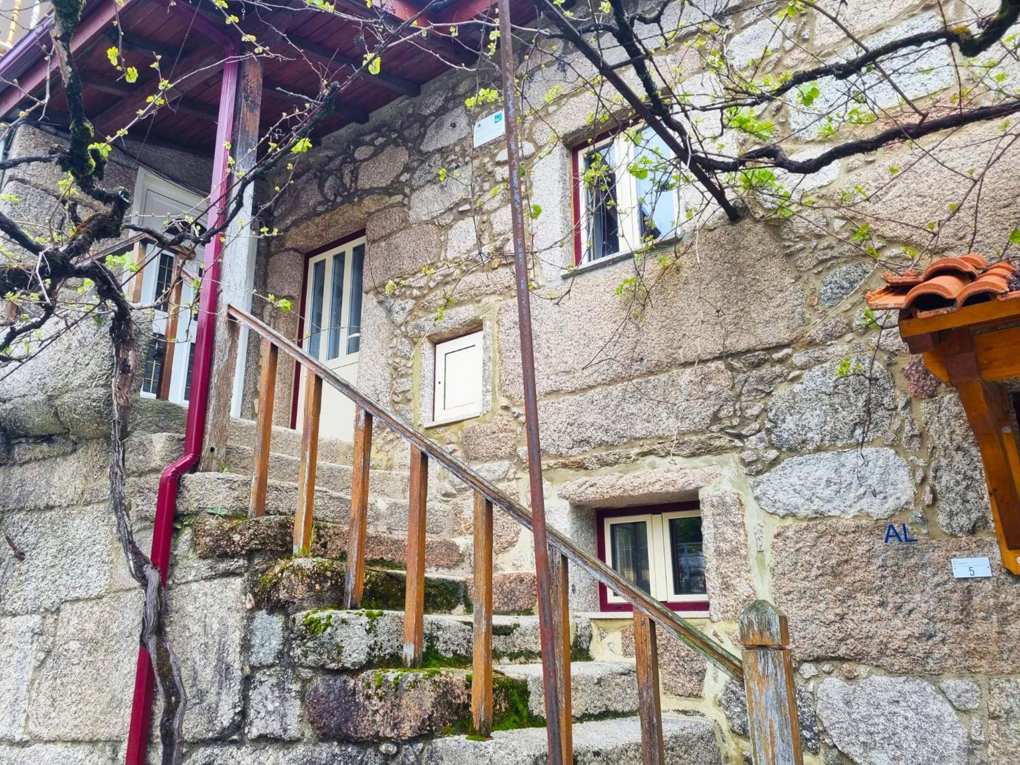 Casa Da Lameira II By Geres Casas Bagian luar foto